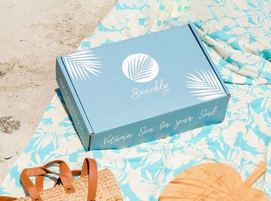 clothing subscription boxes wholesale