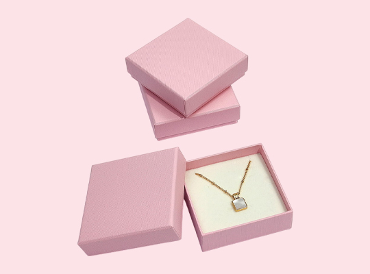pendant gift box