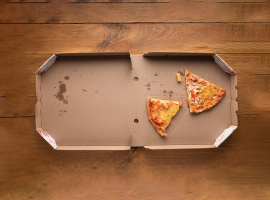brown pizza packaging boxes