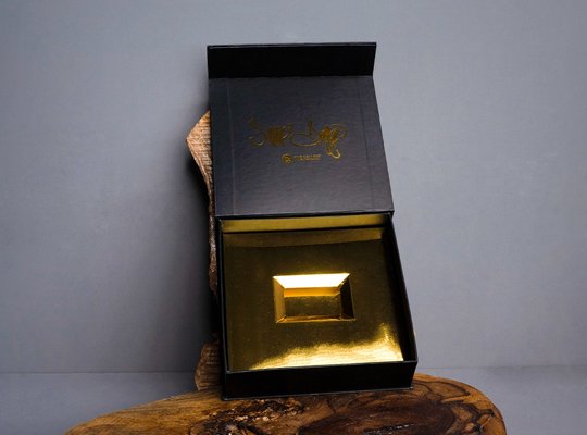 custom top closureboxes