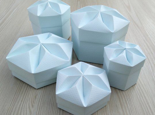 origami gift box with lid