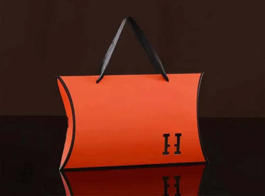pillow boxes with handle packaging
