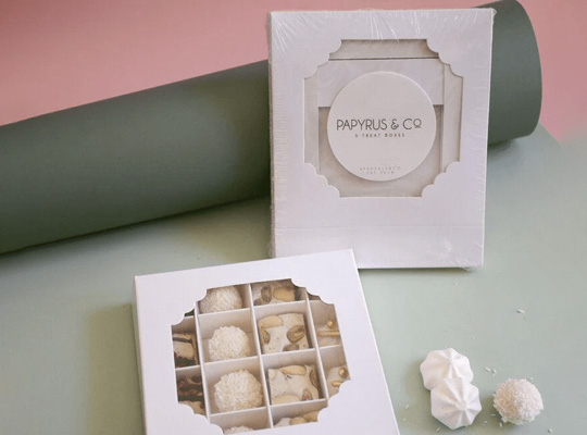 small treat boxes with window